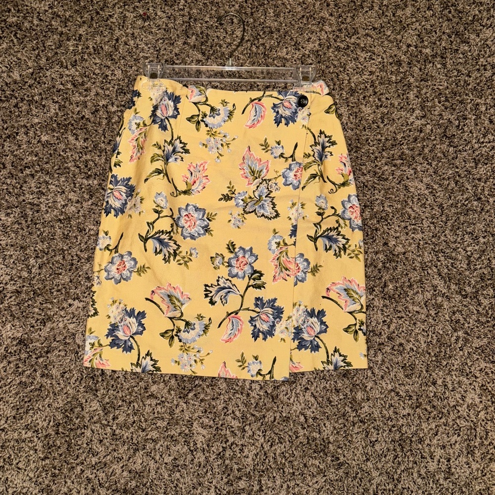 Harold’s vintage floral wrap skirt